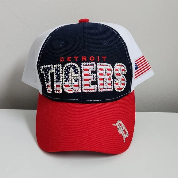 Accessories | Nwot Rhinestone Embellised Detroit Tigers Ball  display picture 1